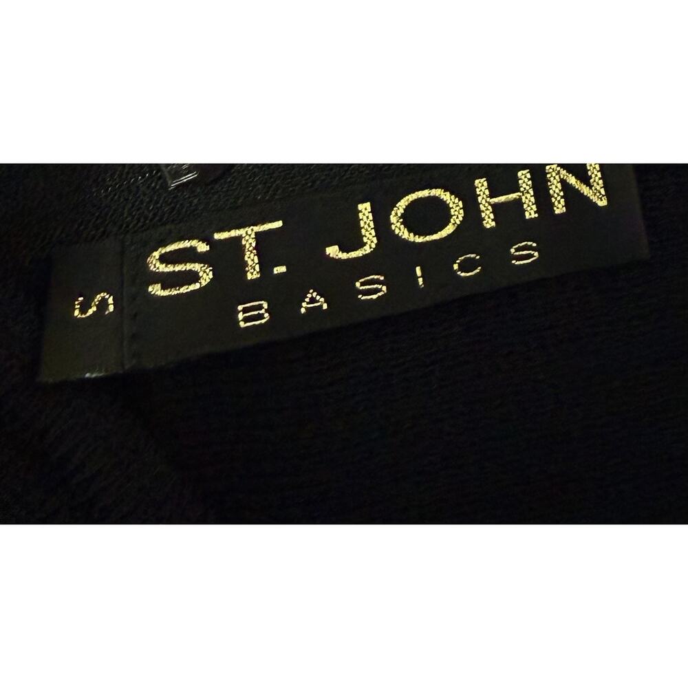 St. John Black Ribbed Short-Sleeve Mock Neck Top - Picture 6 of 9